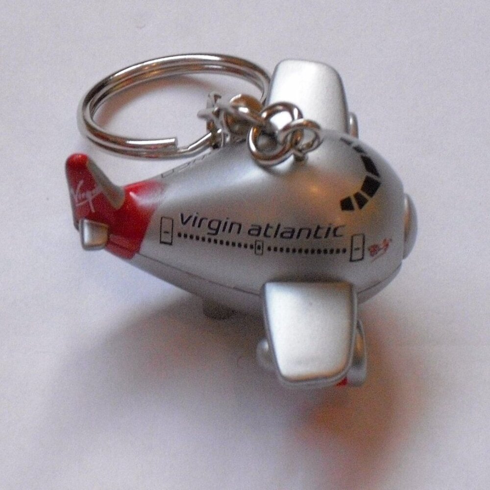 - NEW Virgin Atlantic airlines key rings with sound & lights unique plane model